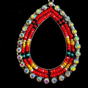 Beautiful Southwest Navajo Glam Pear Shaped pendent bordered w/ Rhinestones